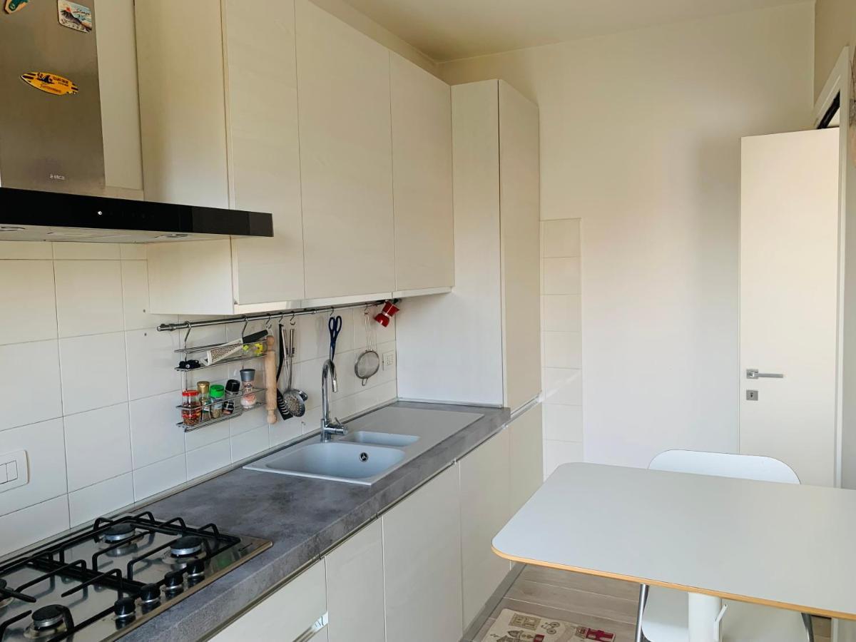 Apartment Trilocale In Zona Bocconi/navigli Milan
