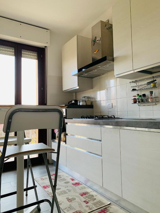 Apartment Trilocale In Zona Bocconi/navigli *